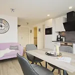 Alte Fischfabrik Lauterbach Ferienwohnung 13 *