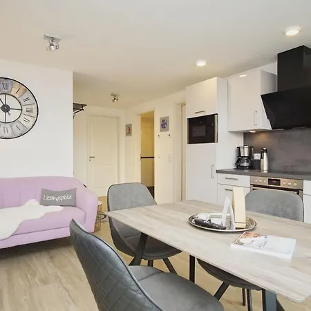 Modernen Mit Balkon, Kamin - Alte Fischfabrik Lauterbach 13 *