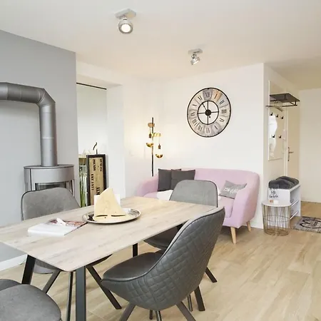 Alte Fischfabrik Lauterbach Ferienwohnung 13 פוטבוס
