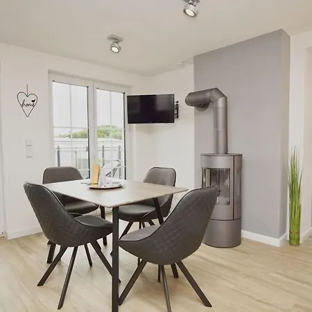 Modernen Mit Balkon, Kamin - Alte Fischfabrik Lauterbach 13 Lejlighed *